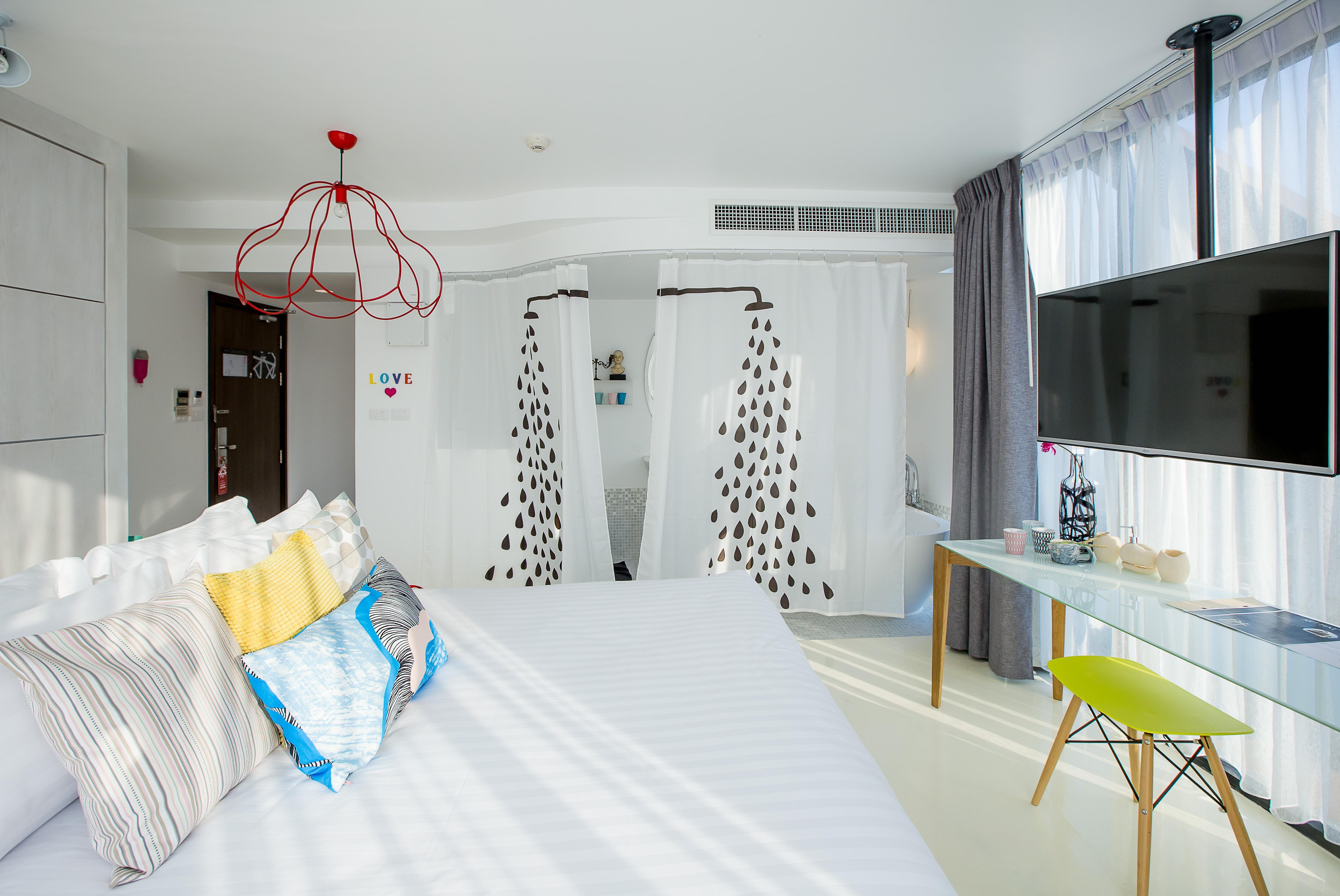 Art Mai Gallery Nimman Hotel Csiangmaj Kültér fotó A room at the hotel